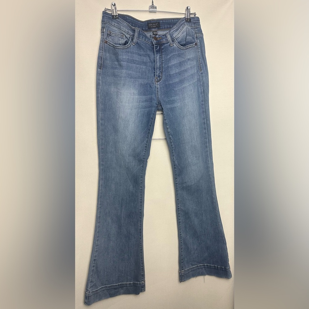 Judy Blue Light Wash Flare Jeans